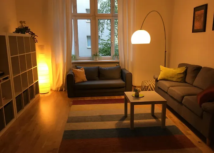 Gemütliche Ruhige Altbauwohnung Nähe Hauptbahnhof Und *
